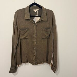 NWT Hem & Thread Washed Button Down Shirt Jacket Raw Hem Olive Green – Size L
